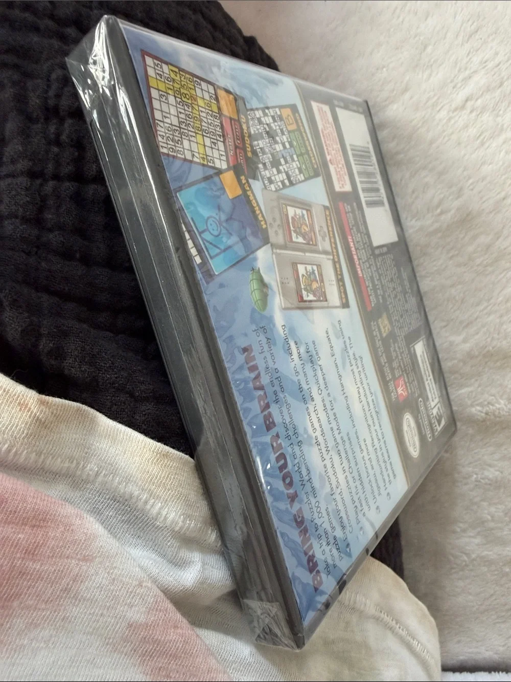 Nintendo DS Puzzler World Case with Red, Blue, Yellow Artwork